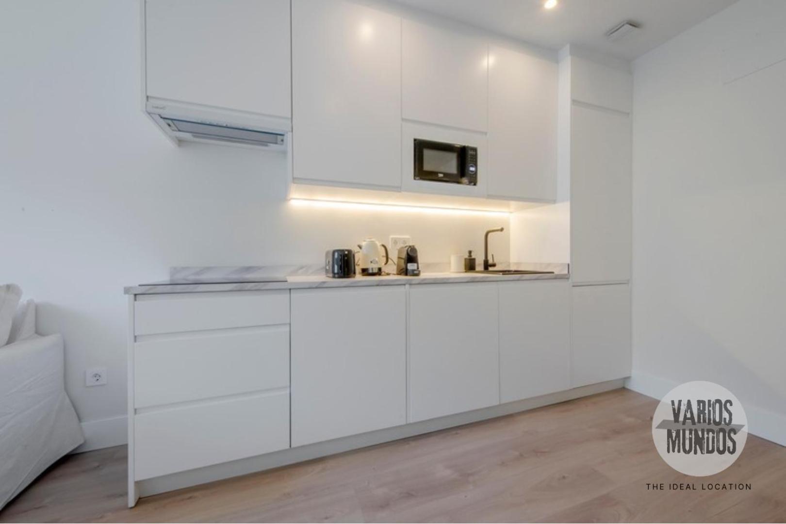 Tu Alojamiento Para 6 En Malasana Ven A San Bernardo 20 Madrid Eksteriør billede